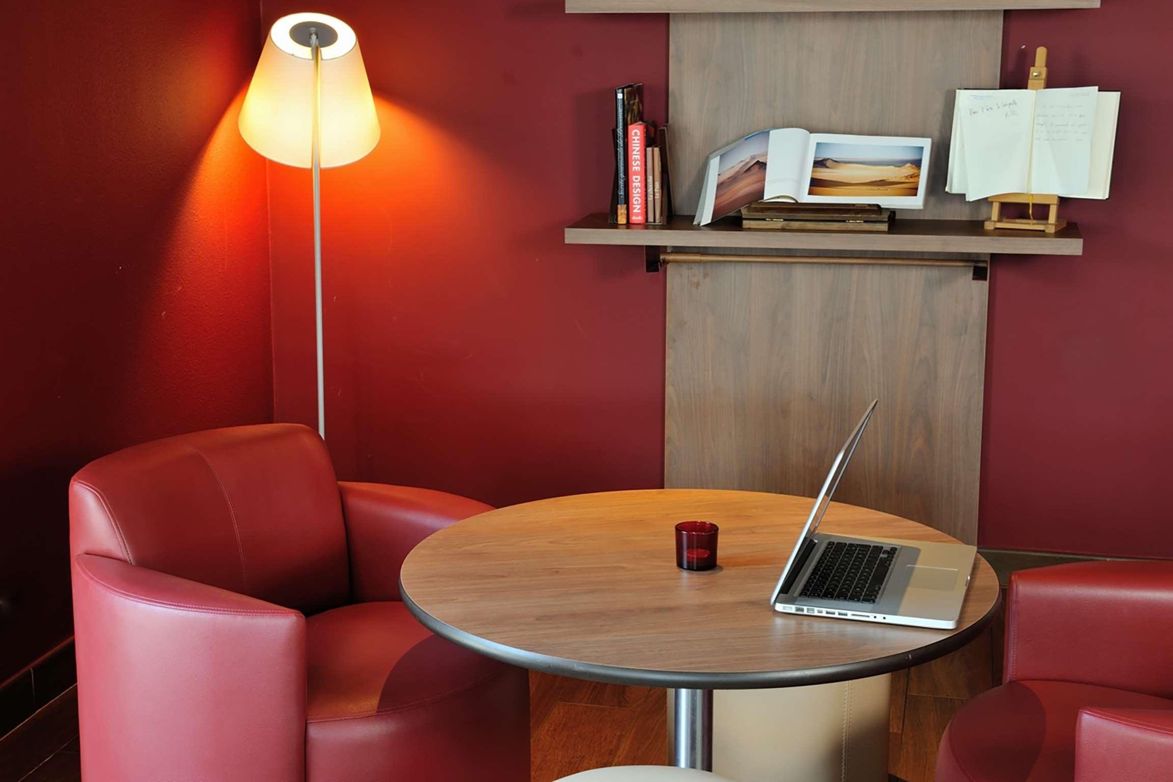 Campanile Bollene A7 Hotel Екстериор снимка