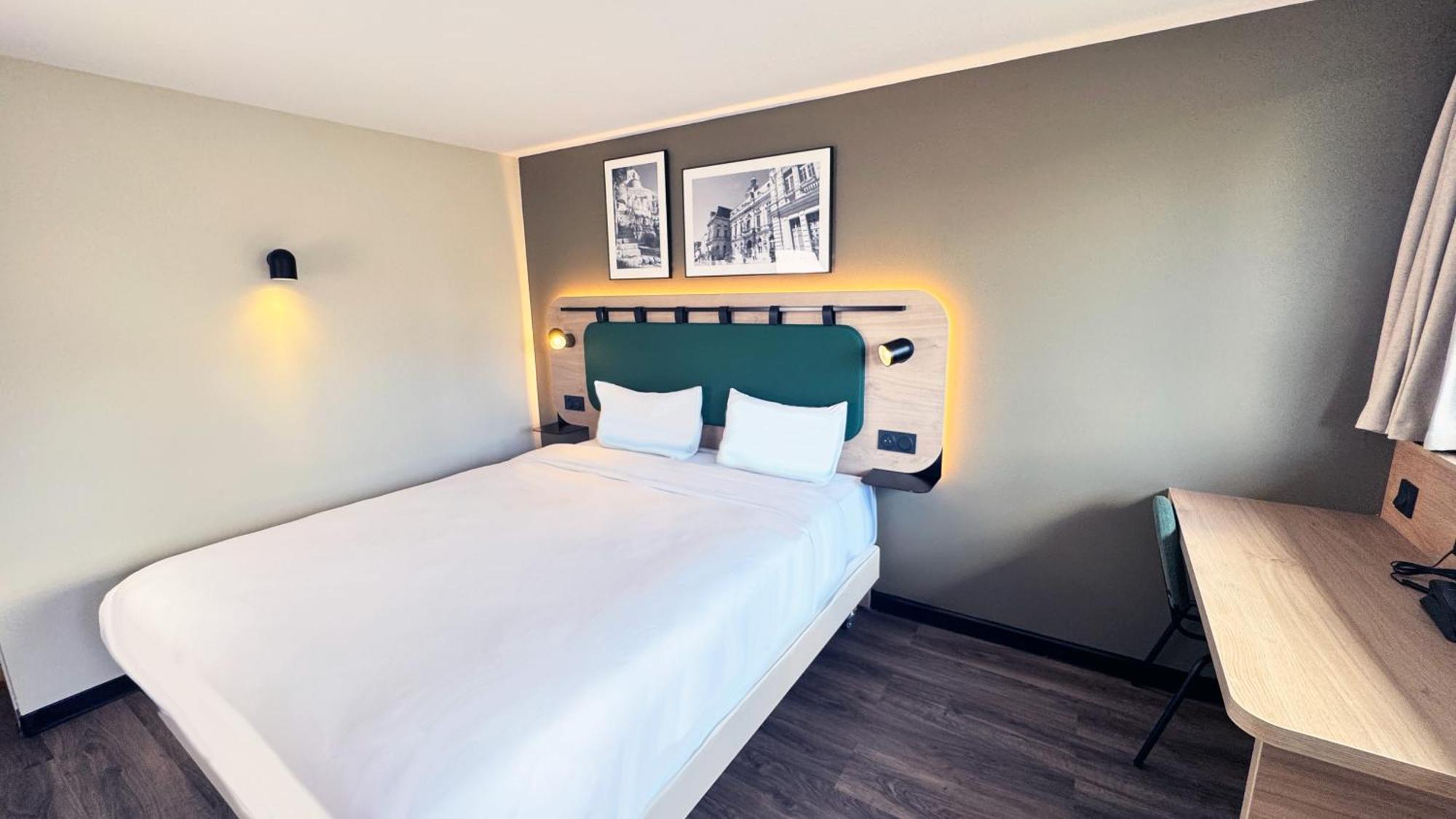 Campanile Bollene A7 Hotel Екстериор снимка